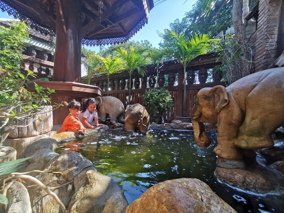 Baanthep Antique Homestay Phrae Eksteriør billede