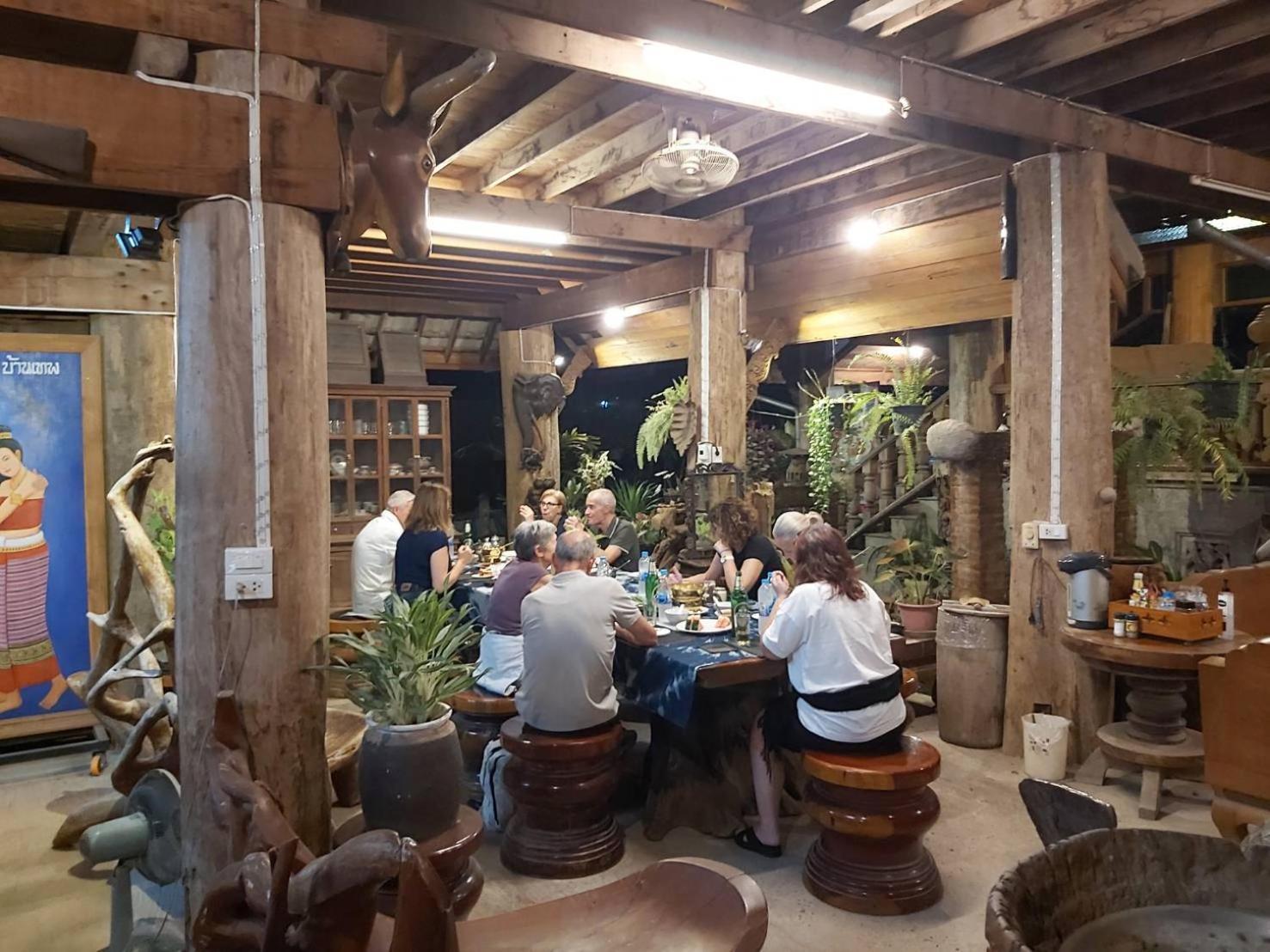 Baanthep Antique Homestay Phrae Eksteriør billede